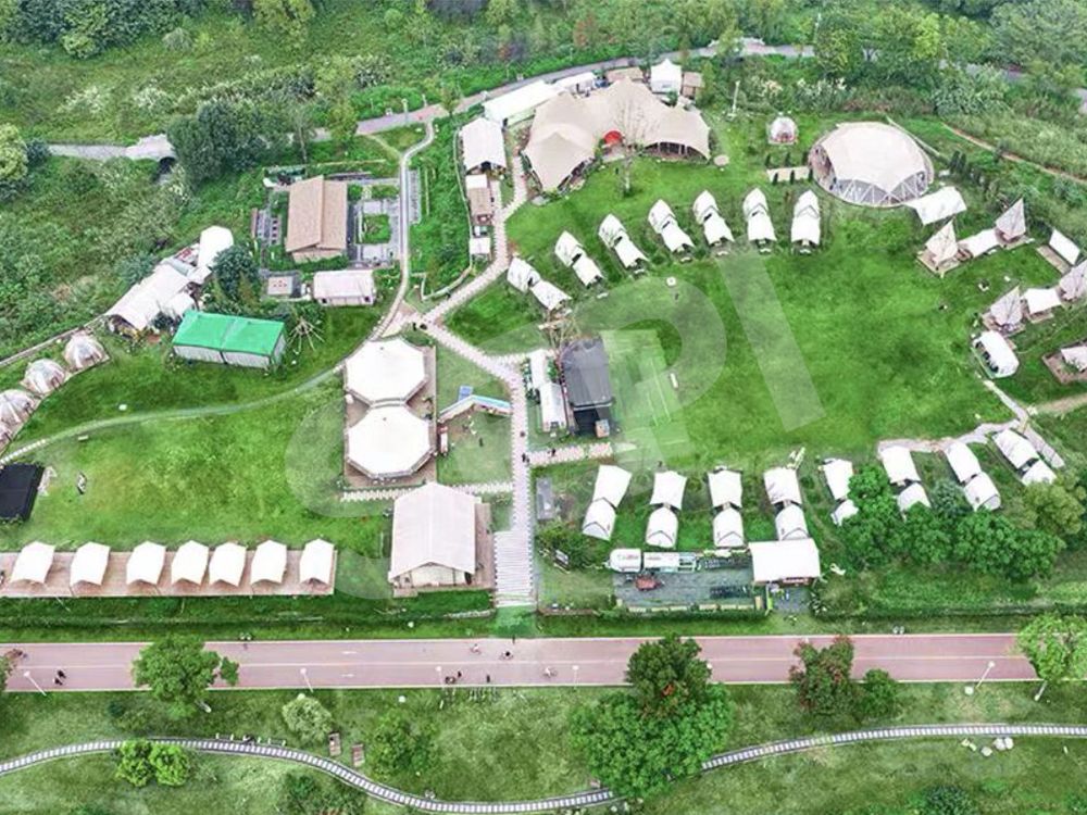 成都高新「城市星野營地」