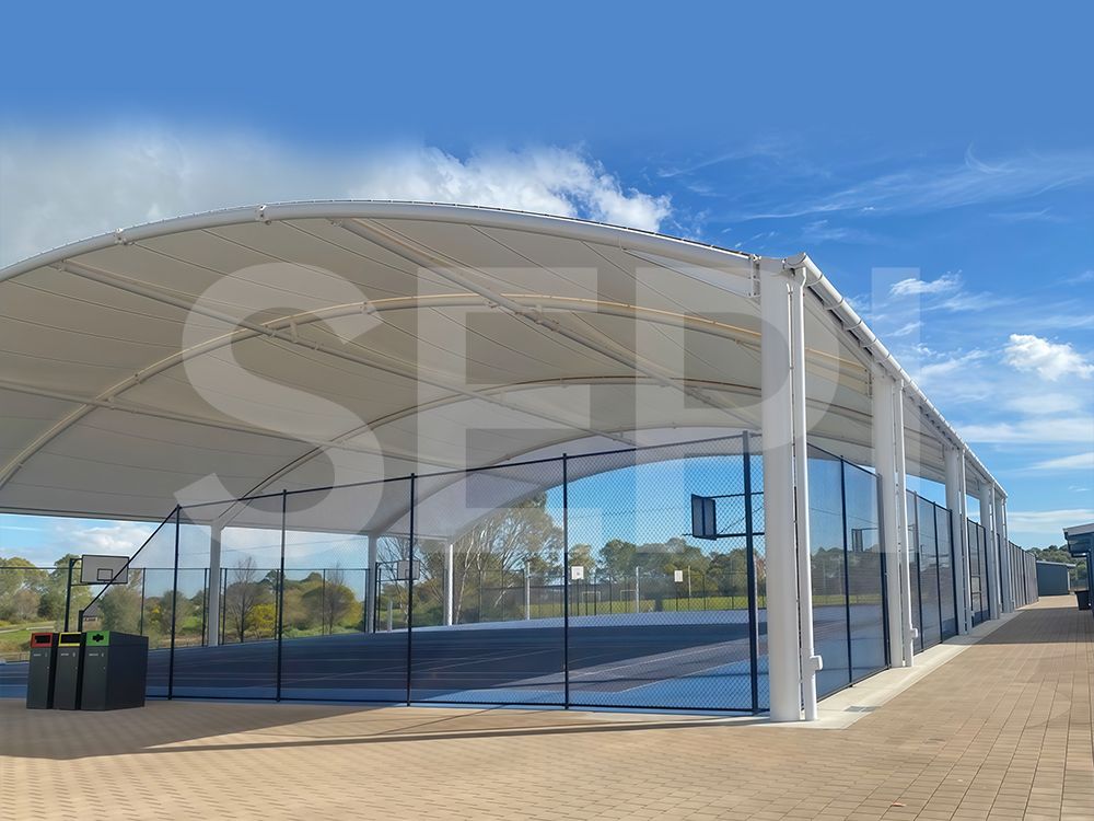 膜結(jié)構(gòu)球場(chǎng)